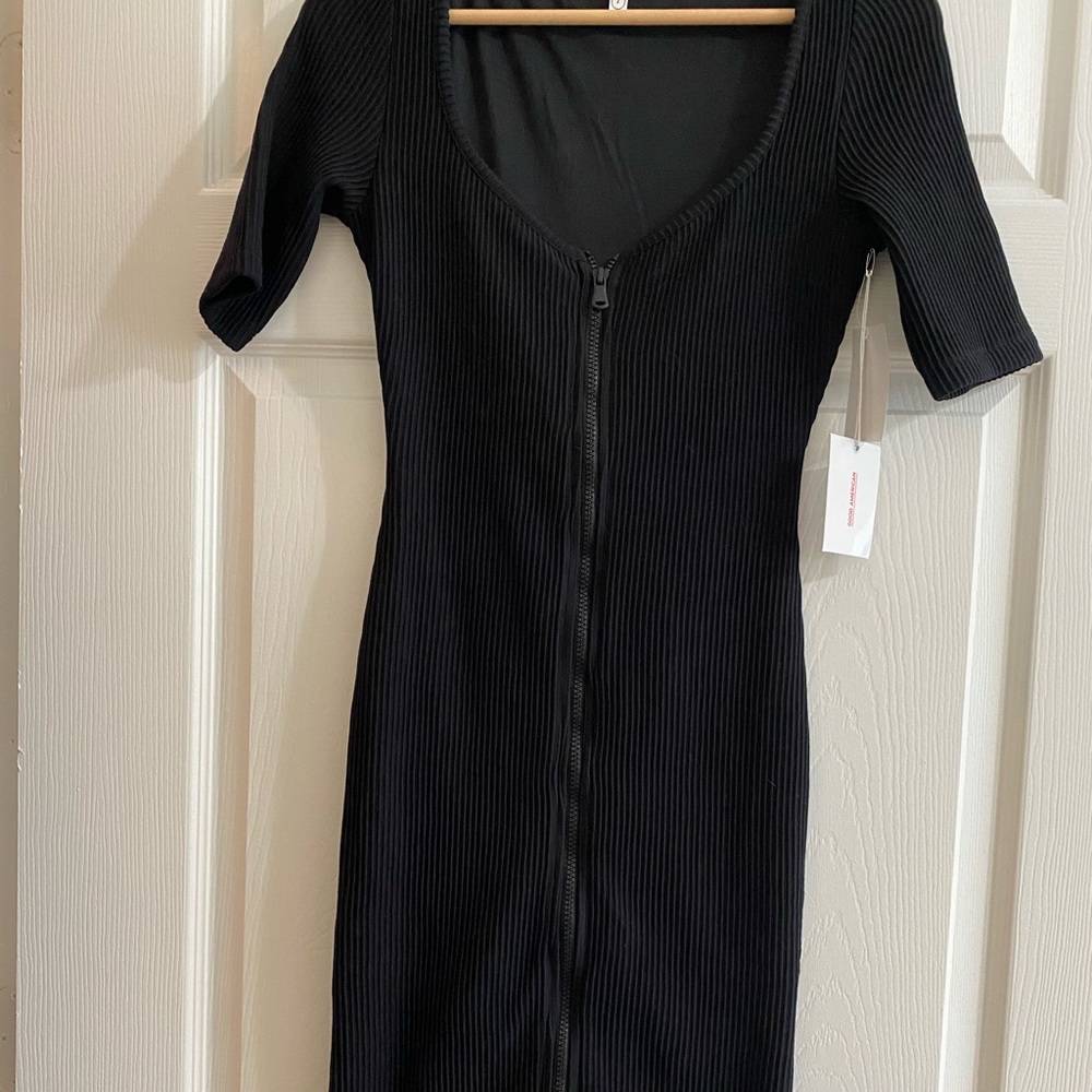 Black Good American front zip dress NWT